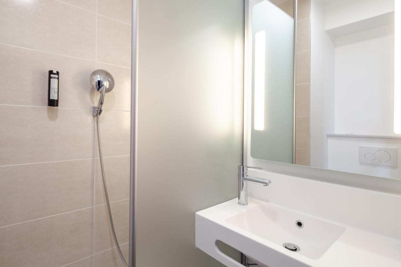 B&B Hotel Massy Gare Tgv エクステリア 写真