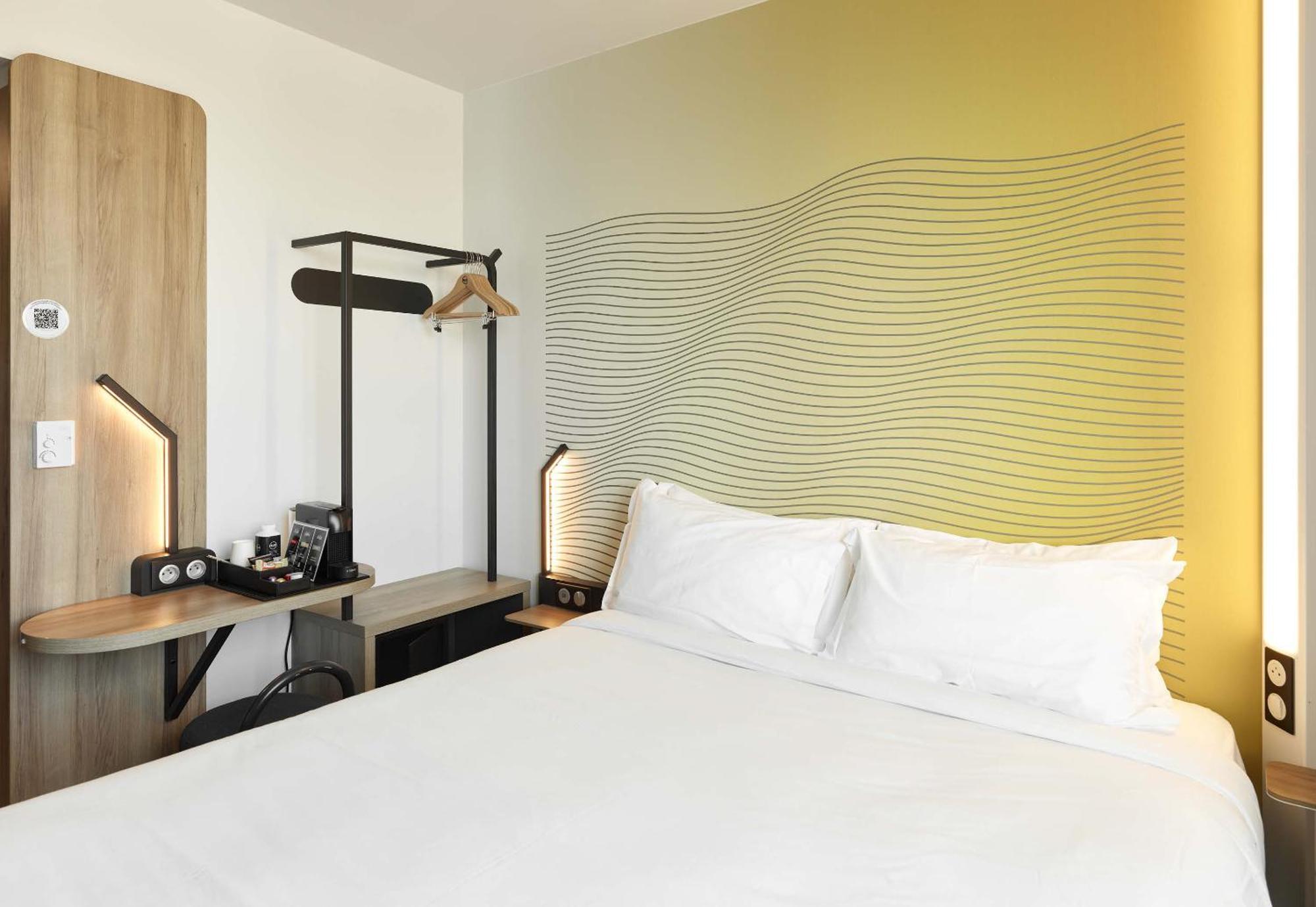 B&B Hotel Massy Gare Tgv エクステリア 写真
