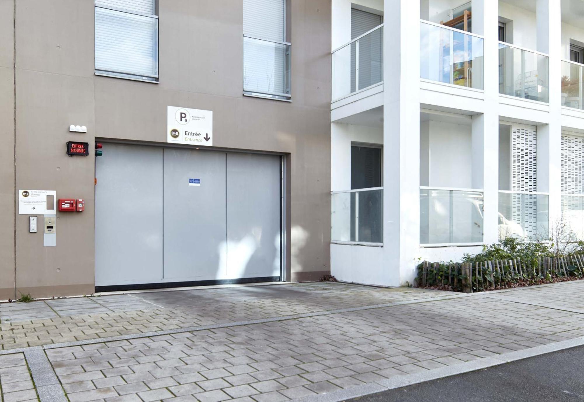 B&B Hotel Massy Gare Tgv エクステリア 写真